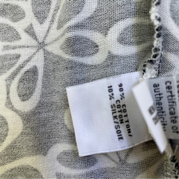 Diane Von Furstenberg Wrap Dress Halo Petal Black and White Floral Pattern 4 - Picture 13 of 15